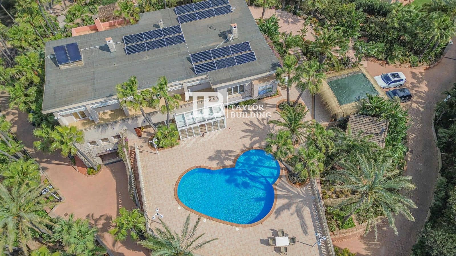 9 soveværelse Villa til salg i Peguera / Paguera med swimmingpool garage - € 3.900.000 (Ref: 9716711)