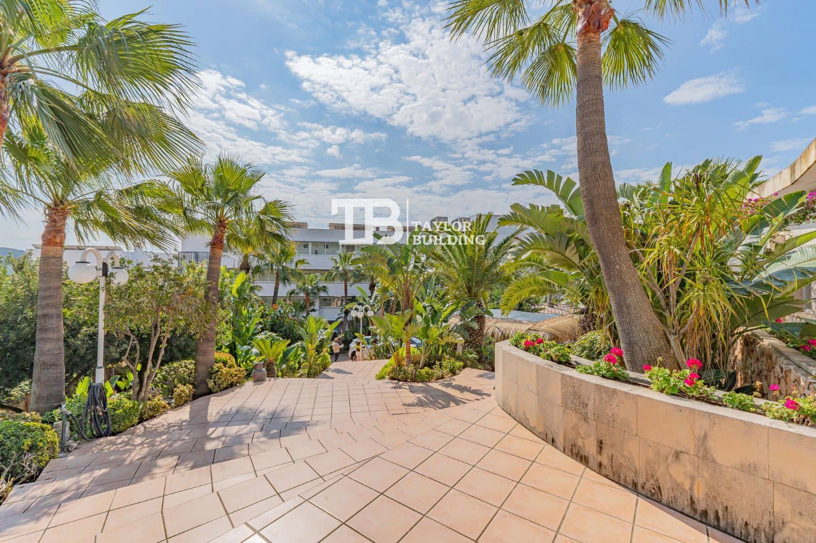 9 soveværelse Villa til salg i Peguera / Paguera med swimmingpool garage - € 3.900.000 (Ref: 9716711)