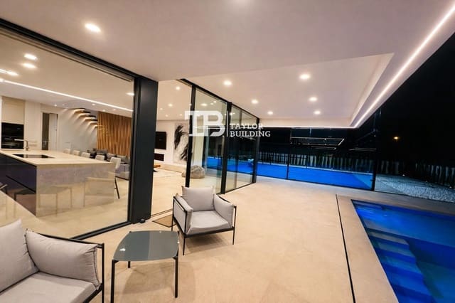 4 bedroom Villa for sale in Marratxí with pool garage - € 2,125,000 (Ref: 9733672)