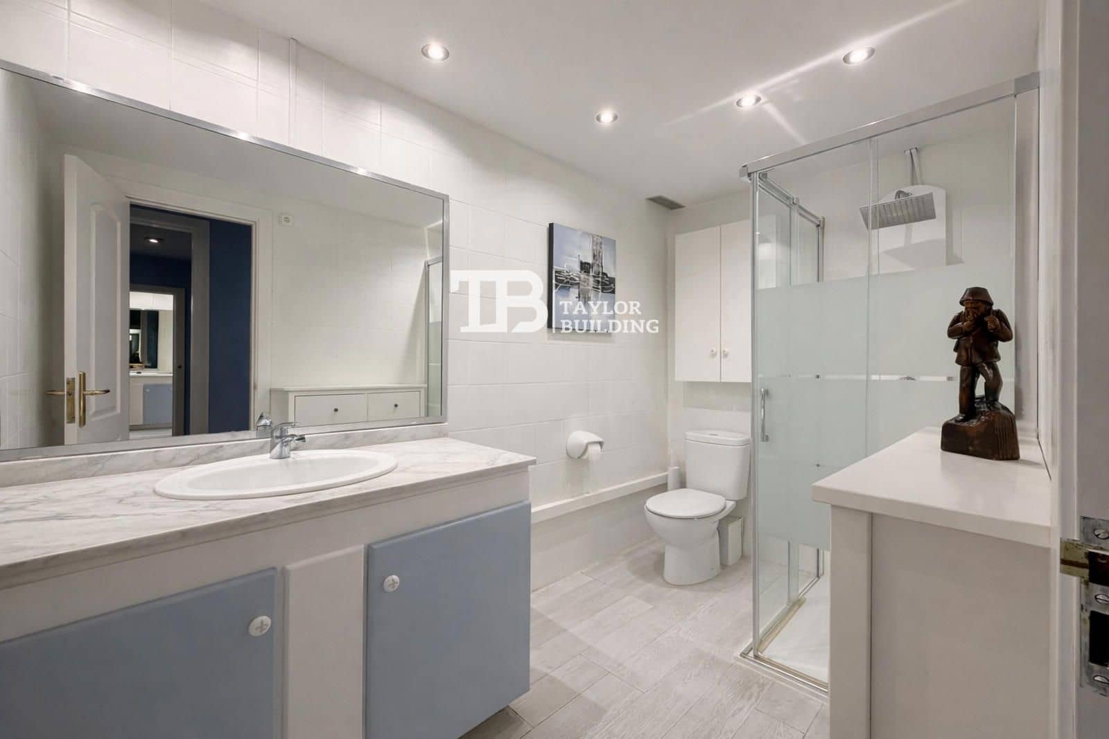 4 bedroom Townhouse for sale in Cala Mayor with pool garage - € 900,000 (Ref: 9734994)