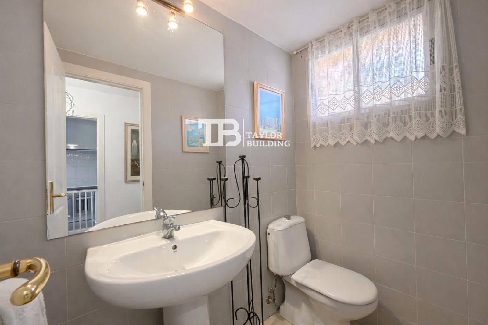 4 bedroom Townhouse for sale in Cala Mayor with pool garage - € 900,000 (Ref: 9734994)