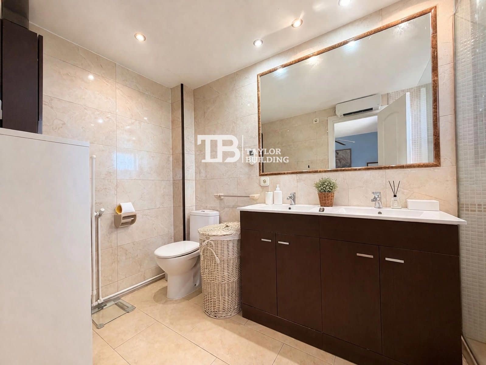 4 bedroom Townhouse for sale in Cala Mayor with pool garage - € 900,000 (Ref: 9734994)