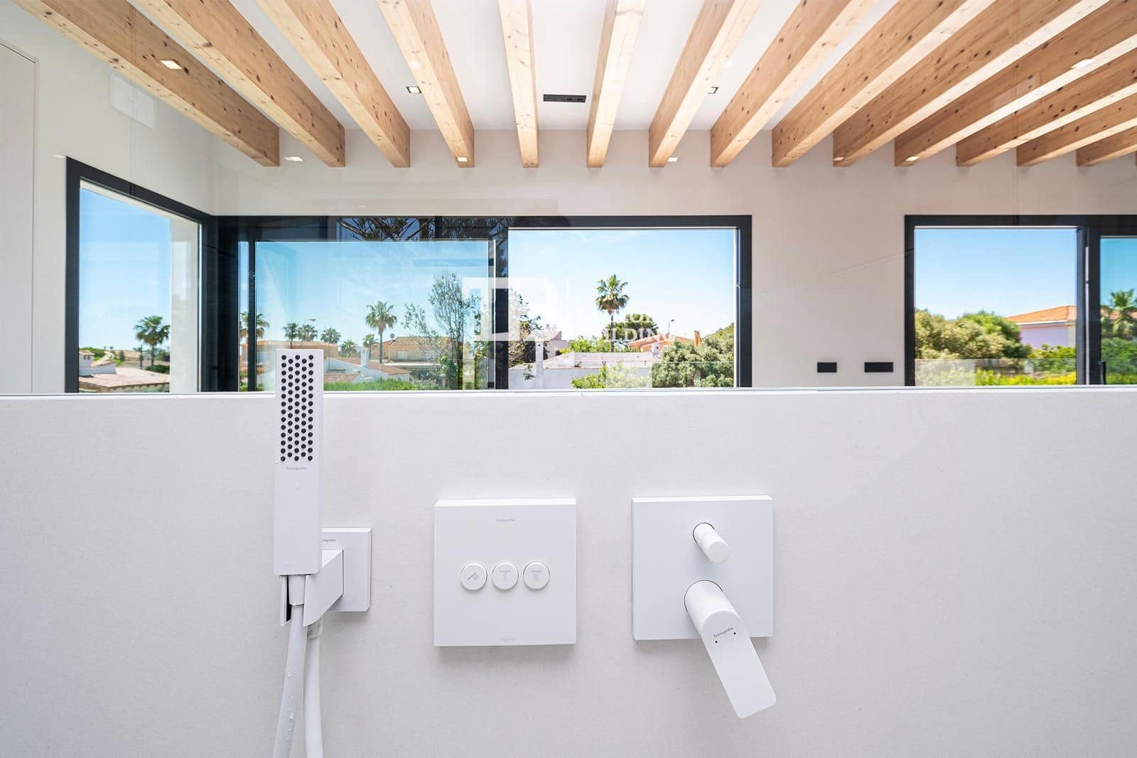 3 slaapkamer Villa te koop in Badia Gran met zwembad garage - € 1.645.000 (Ref: 9734995)