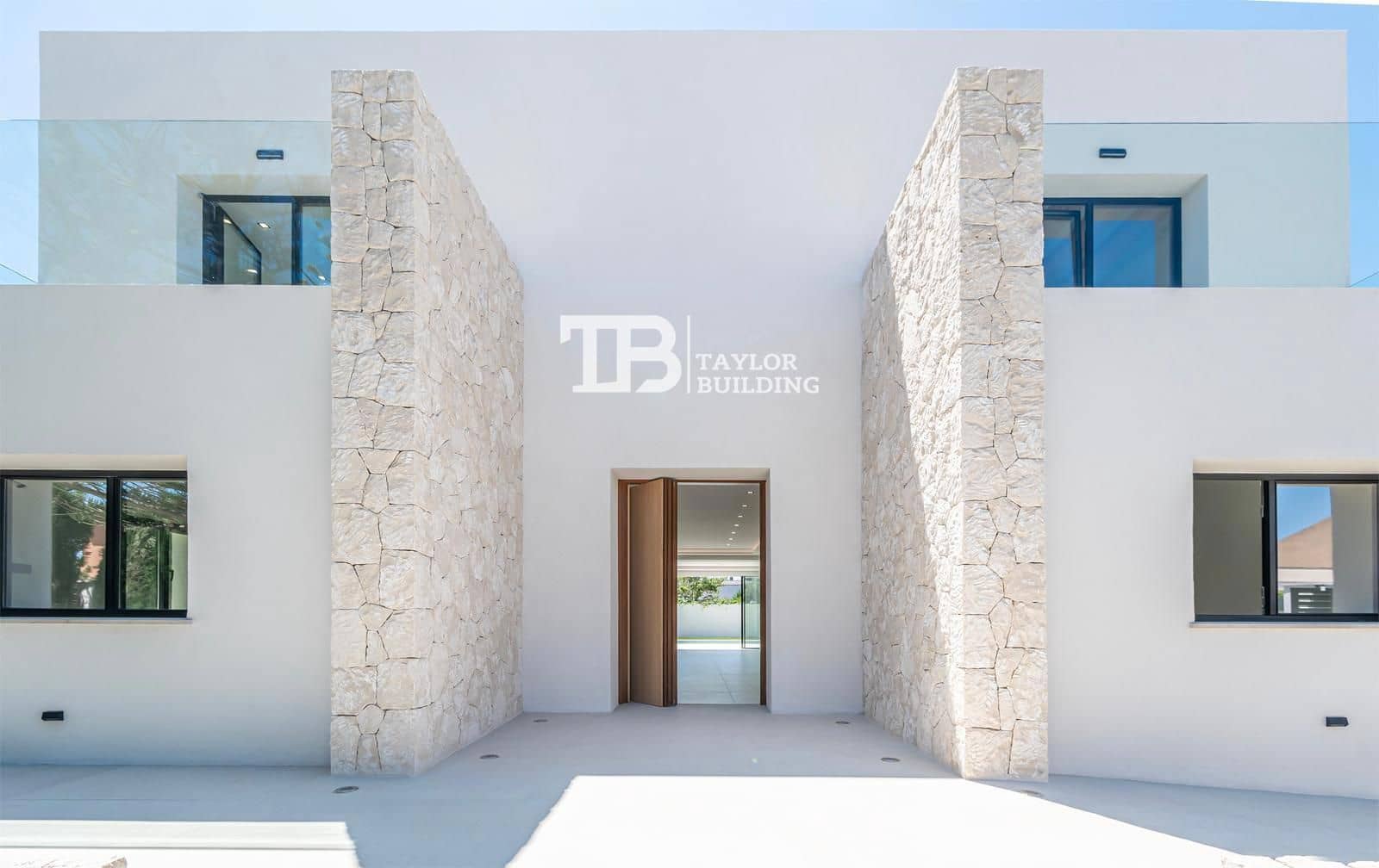 3 slaapkamer Villa te koop in Badia Gran met zwembad garage - € 1.645.000 (Ref: 9734995)