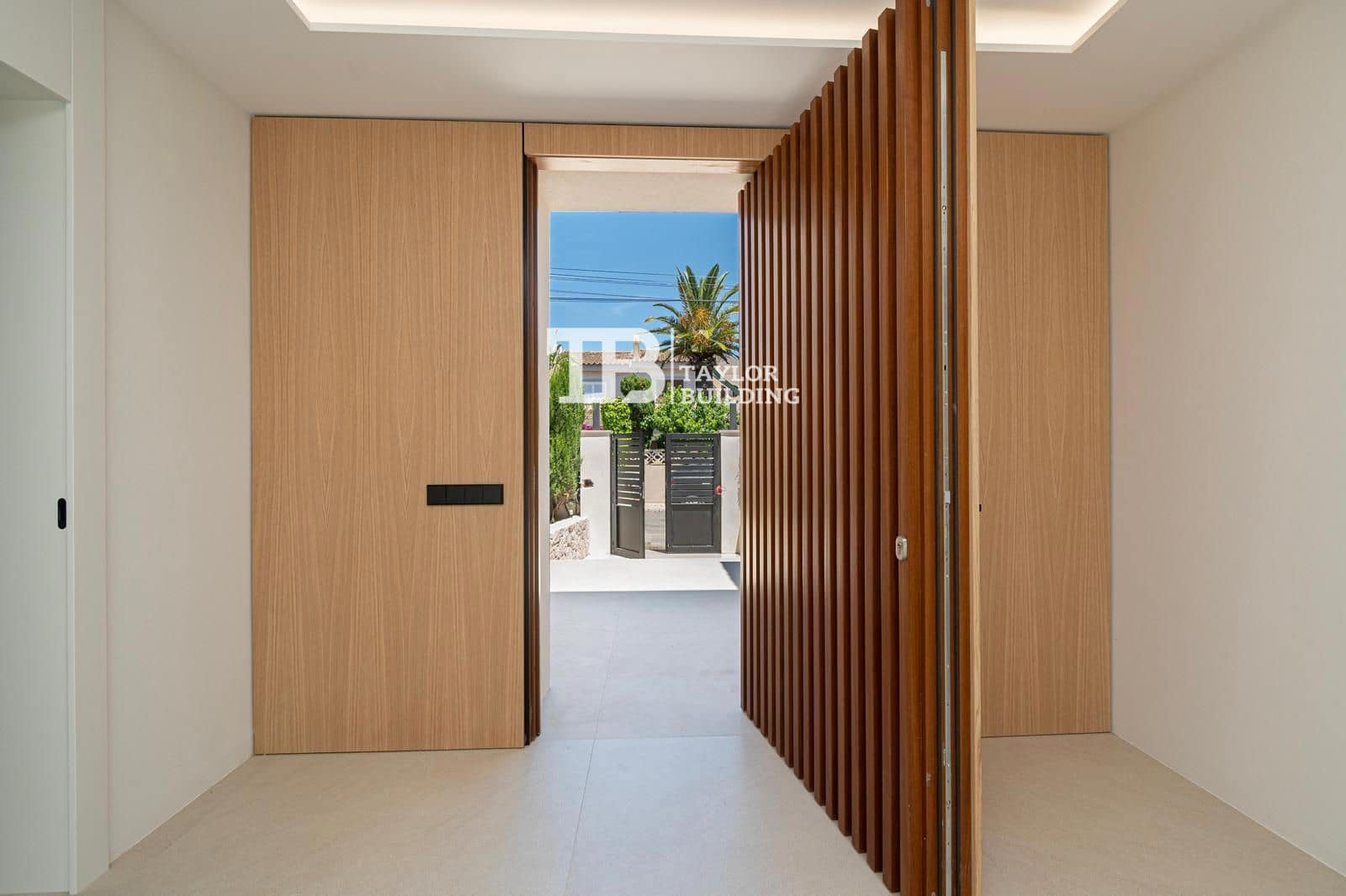 3 slaapkamer Villa te koop in Badia Gran met zwembad garage - € 1.645.000 (Ref: 9734995)