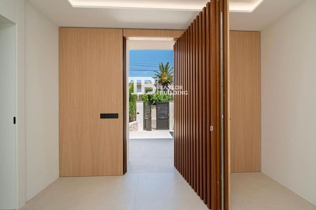 3 slaapkamer Villa te koop in Badia Gran, Llucmajor met zwembad garage - € 1.645.000 (Ref: 9734995)