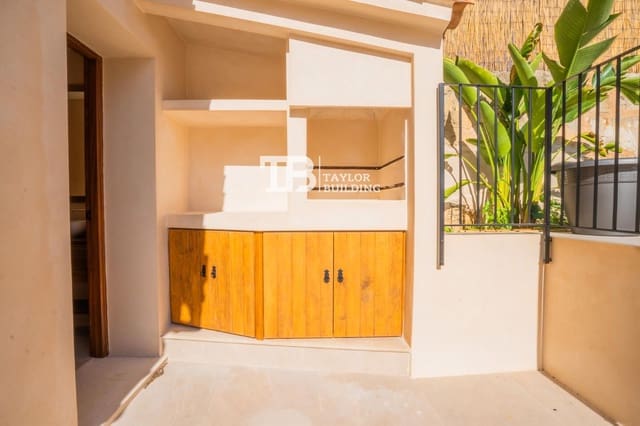 4 Zimmer Villa zu verkaufen in Muro mit Pool Garage - 995.000 € (Ref: 9740061)