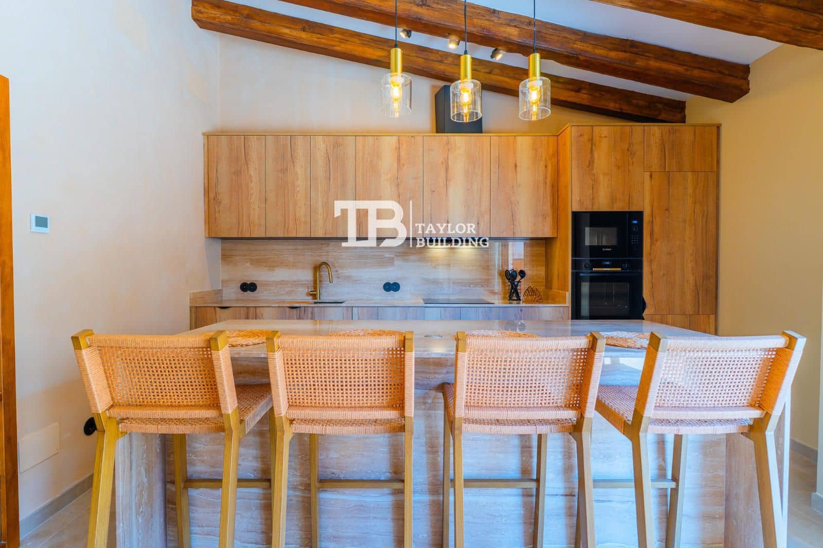 4 bedroom Villa for sale in Muro with pool garage - € 995,000 (Ref: 9740061)