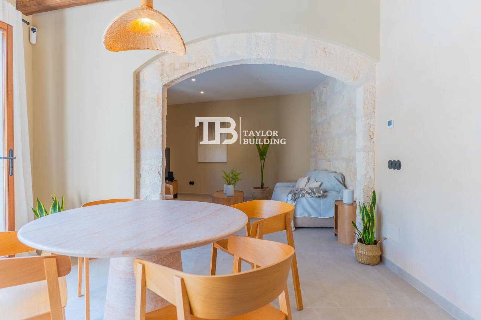 4 bedroom Villa for sale in Muro with pool garage - € 995,000 (Ref: 9740061)