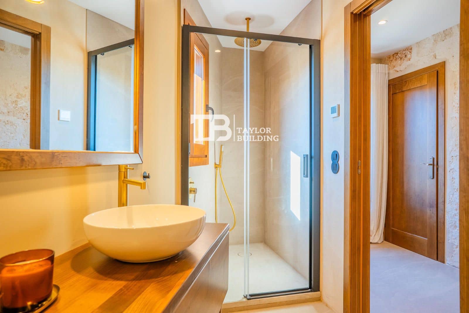 4 bedroom Villa for sale in Muro with pool garage - € 995,000 (Ref: 9740061)