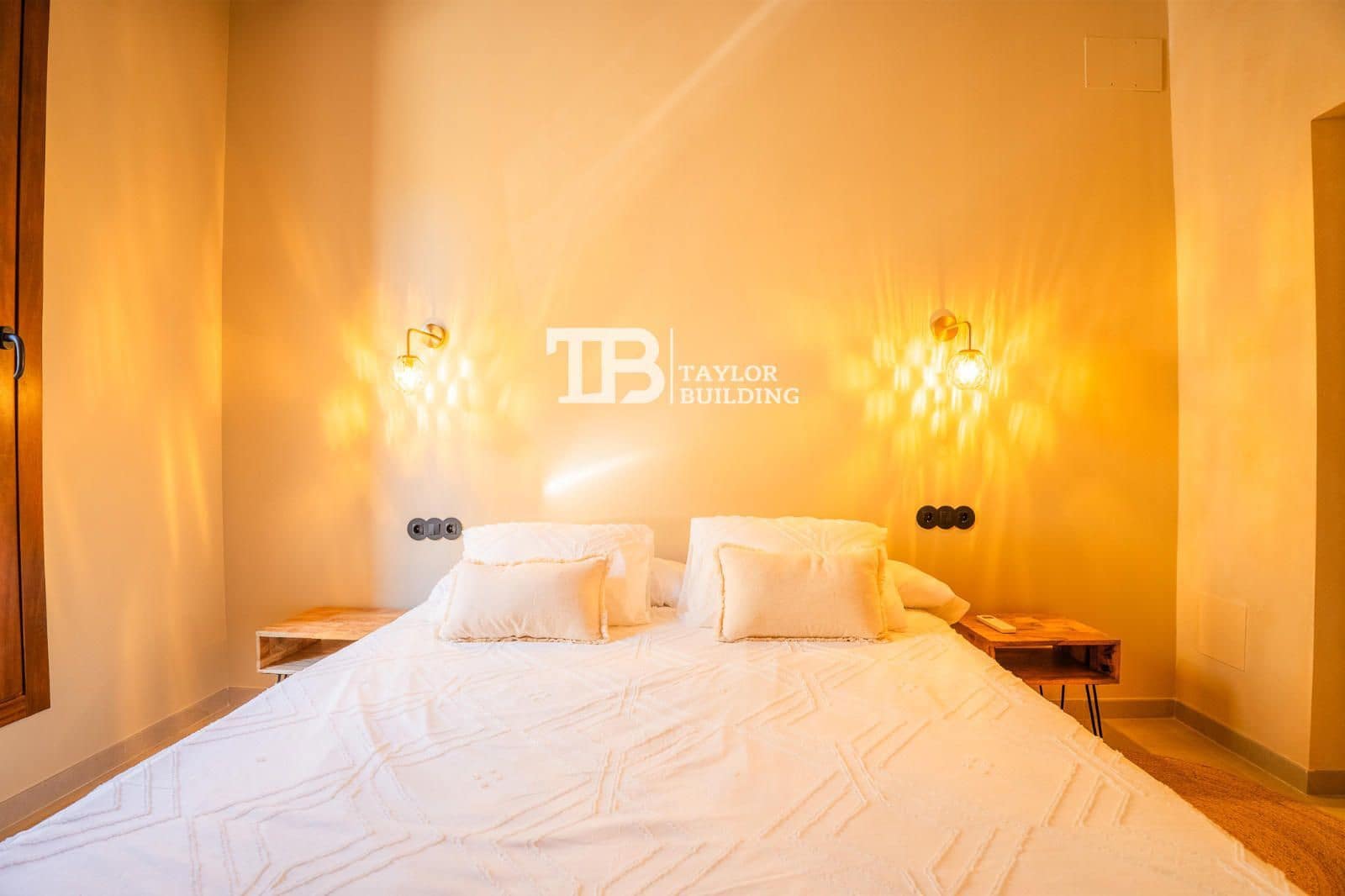 4 bedroom Villa for sale in Muro with pool garage - € 995,000 (Ref: 9740061)