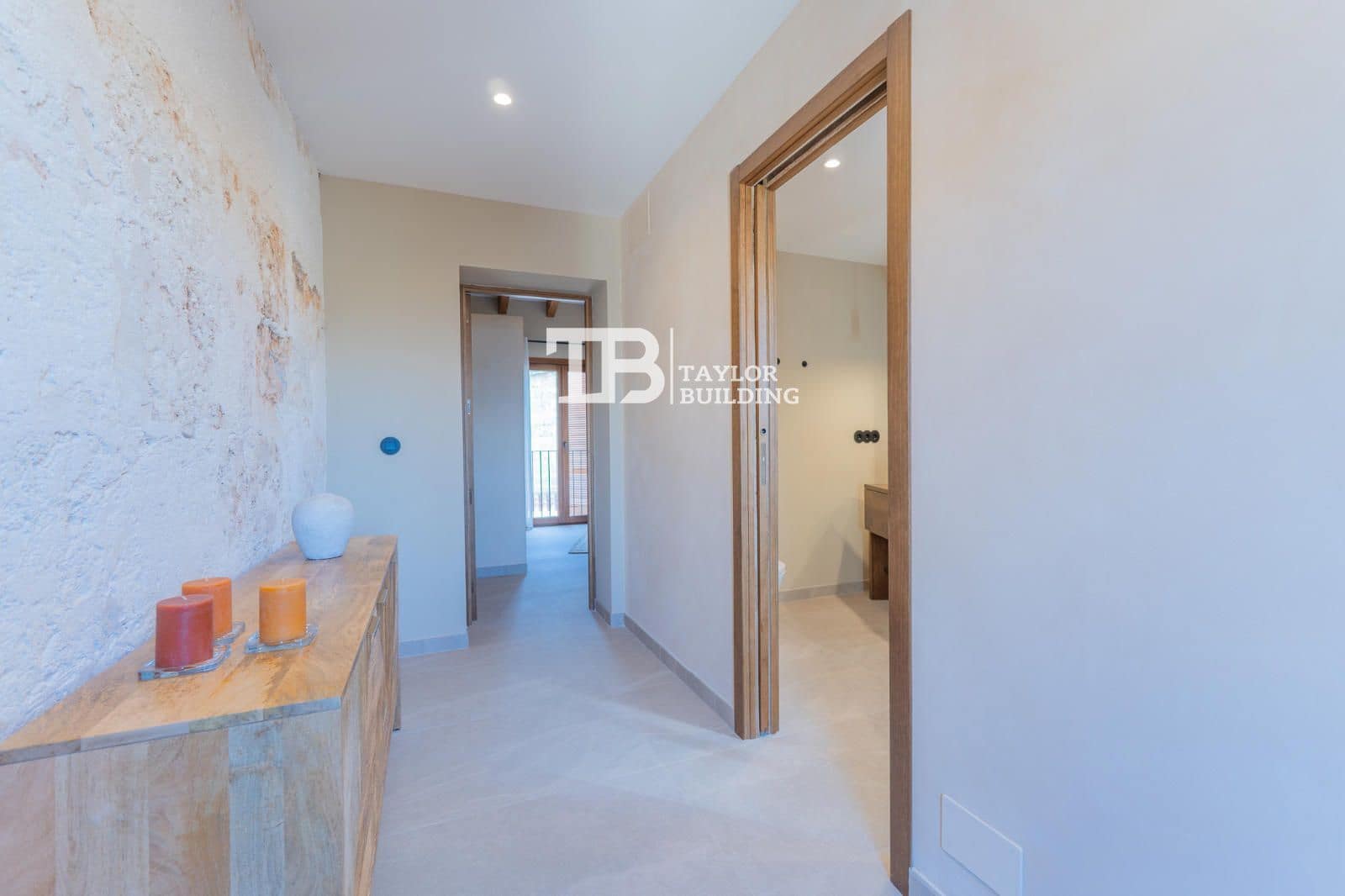 4 bedroom Villa for sale in Muro with pool garage - € 995,000 (Ref: 9740061)