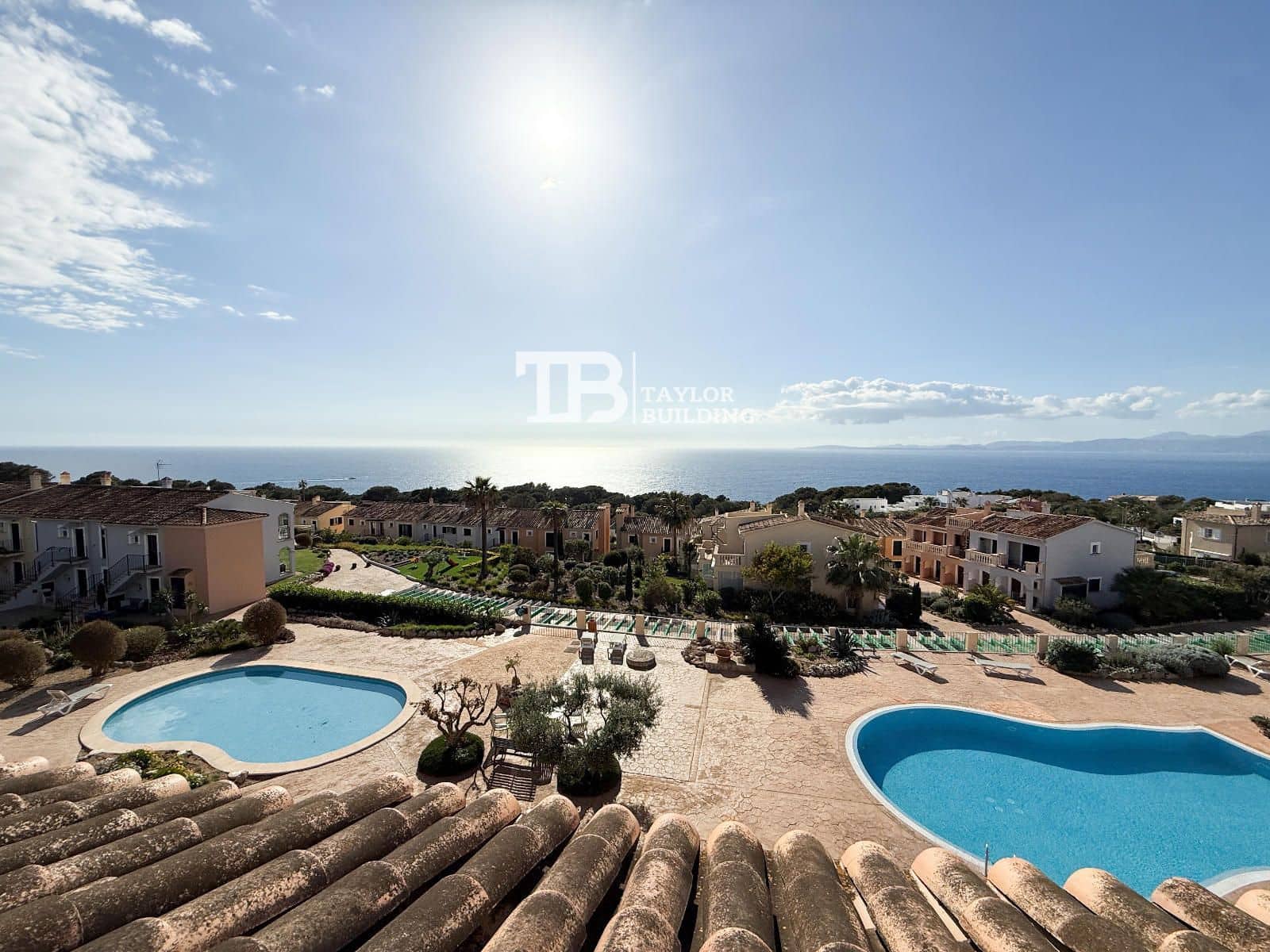 Piso de 2 habitaciones en Tolleric en venta con piscina garaje - 399.000 € (Ref: 9776993)