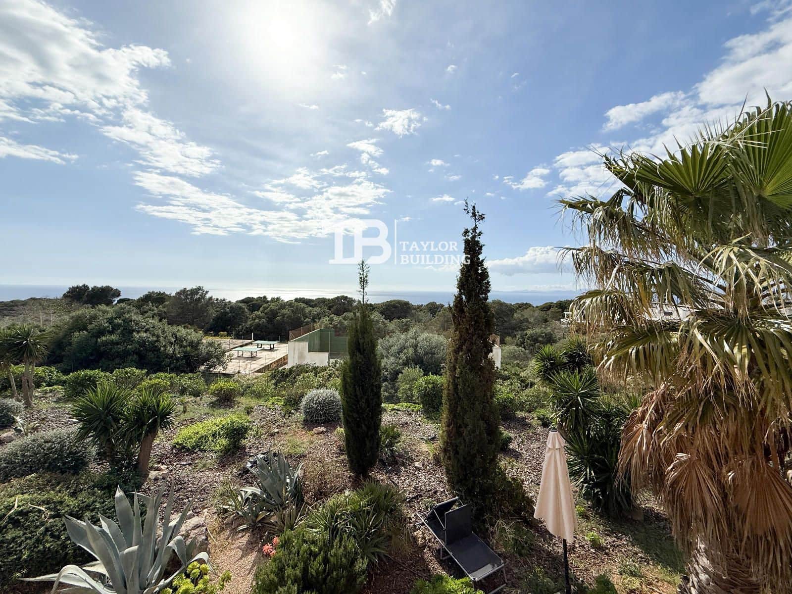 Piso de 2 habitaciones en Tolleric en venta con piscina garaje - 399.000 € (Ref: 9776993)