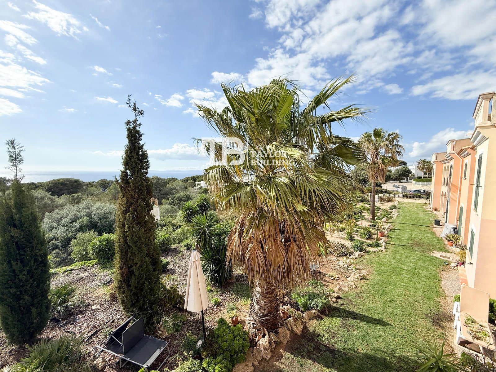 Piso de 2 habitaciones en Tolleric en venta con piscina garaje - 399.000 € (Ref: 9776993)