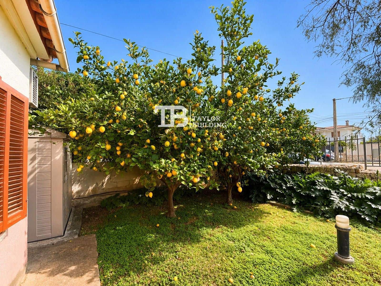 Chalet de 3 habitaciones en Palmanyola en venta con piscina garaje - 865.000 € (Ref: 9778534)