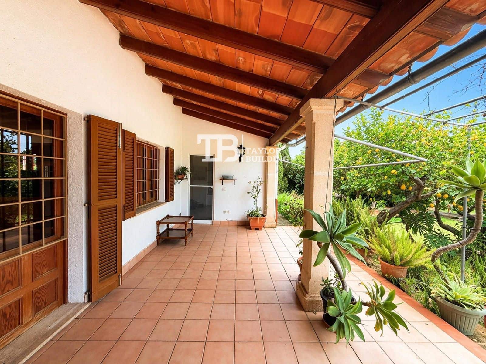 Chalet de 3 habitaciones en Palmanyola en venta con piscina garaje - 865.000 € (Ref: 9778534)