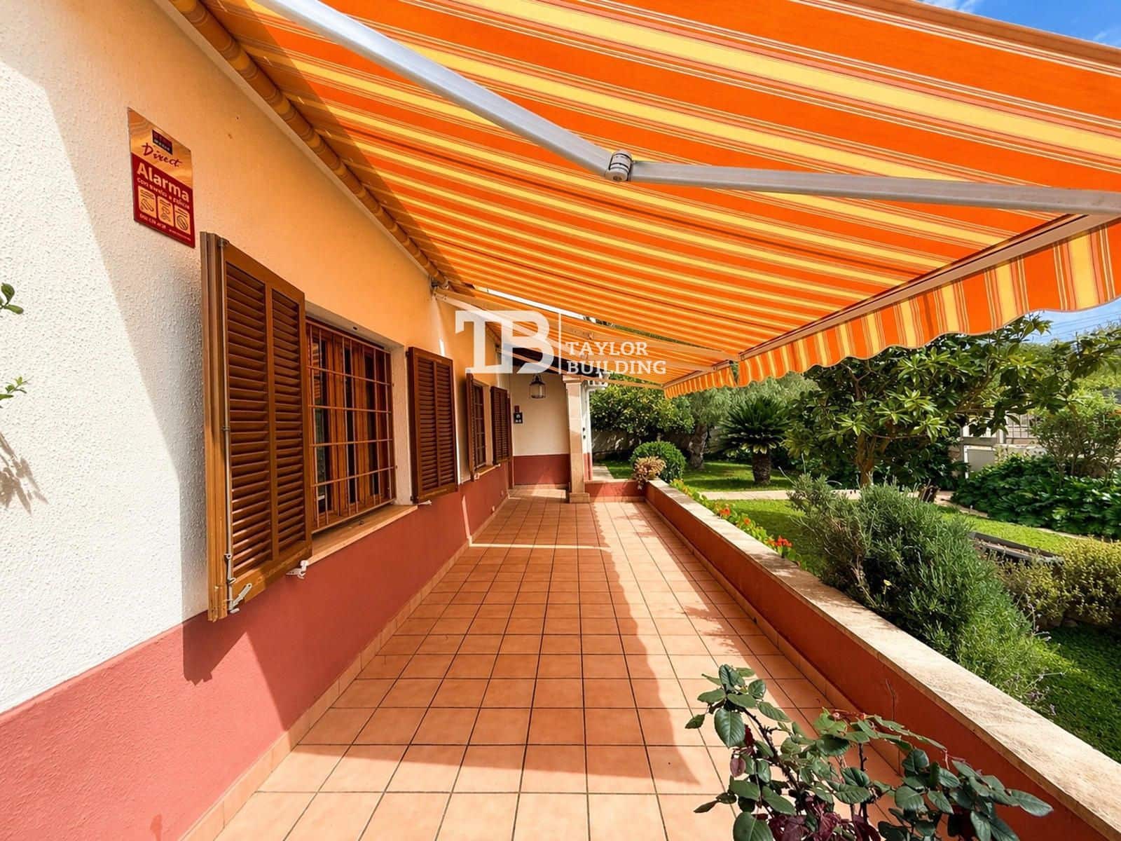 Chalet de 3 habitaciones en Palmanyola en venta con piscina garaje - 865.000 € (Ref: 9778534)