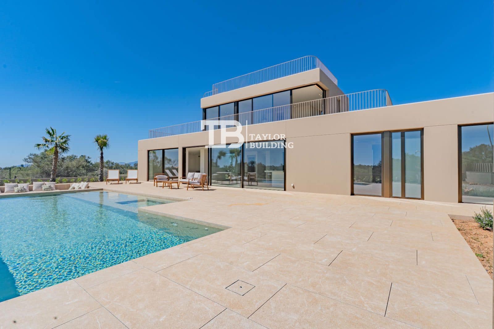 4 bedroom Villa for sale in Son Gual with pool garage - € 2,690,000 (Ref: 9787939)