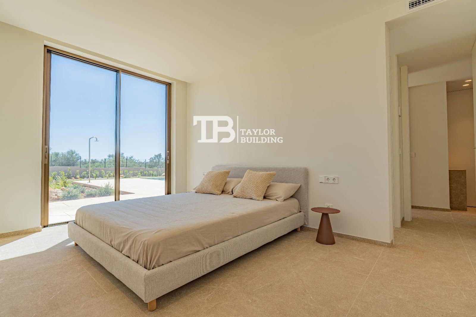 4 bedroom Villa for sale in Son Gual with pool garage - € 2,690,000 (Ref: 9787939)