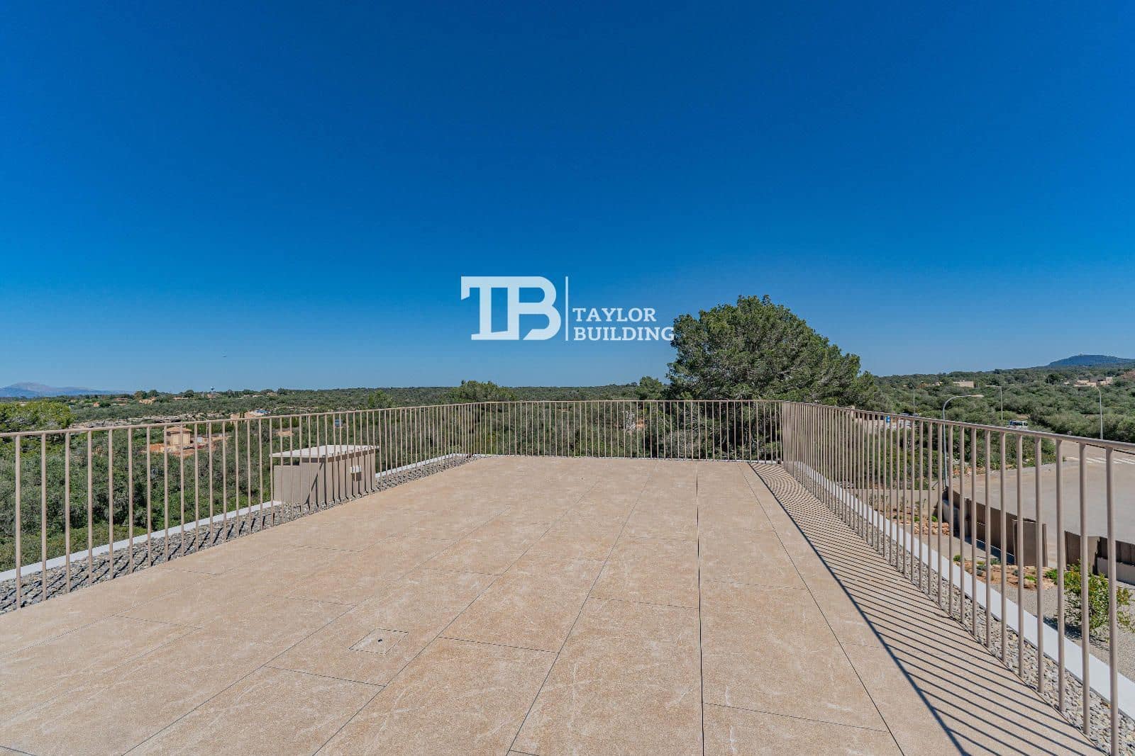 4 bedroom Villa for sale in Son Gual with pool garage - € 2,690,000 (Ref: 9787939)