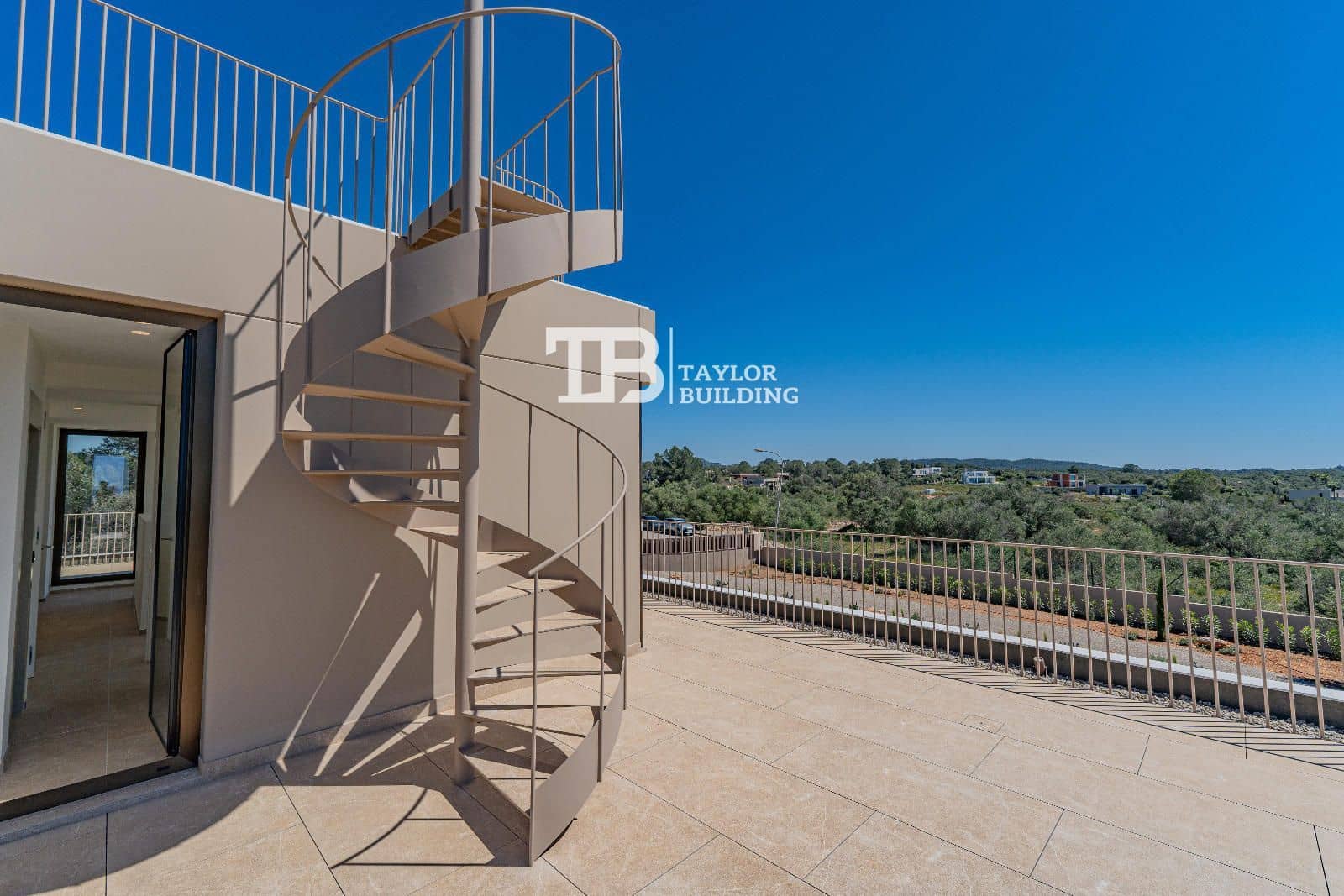 4 bedroom Villa for sale in Son Gual with pool garage - € 2,690,000 (Ref: 9787939)