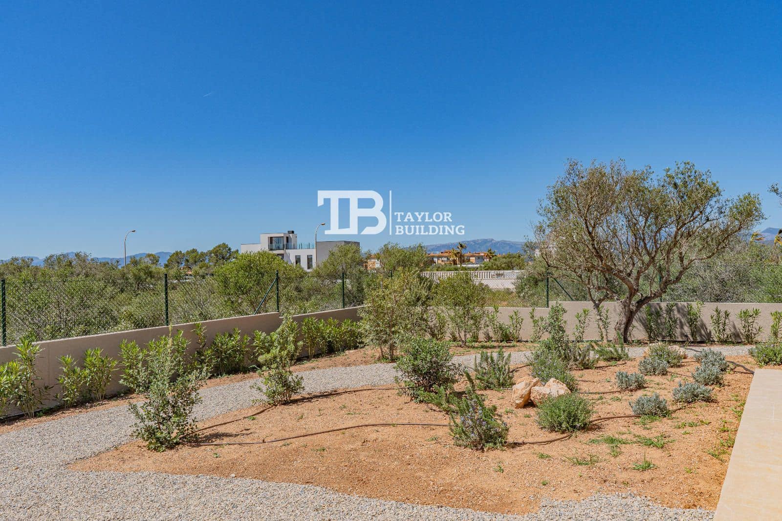 4 bedroom Villa for sale in Son Gual with pool garage - € 2,690,000 (Ref: 9787939)