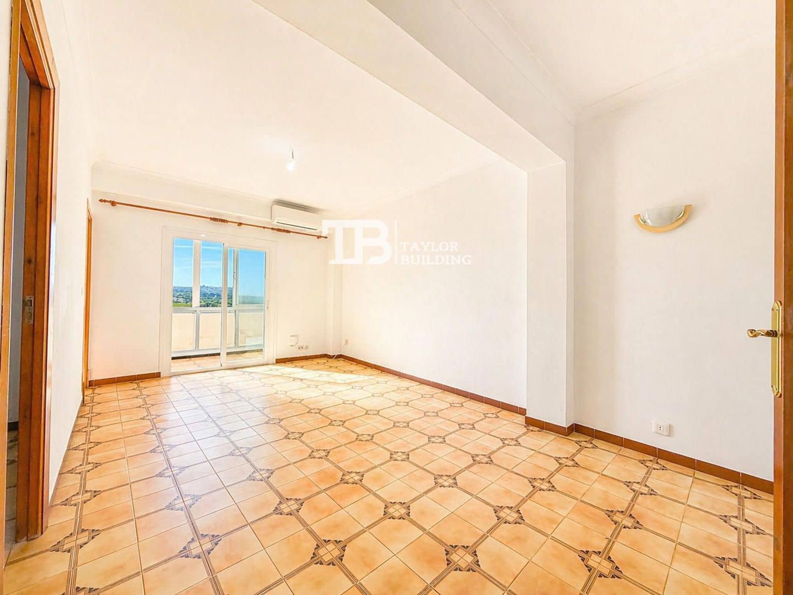 3 slaapkamer Flat te koop in Sant Jordi - € 339.000 (Ref: 9789825)