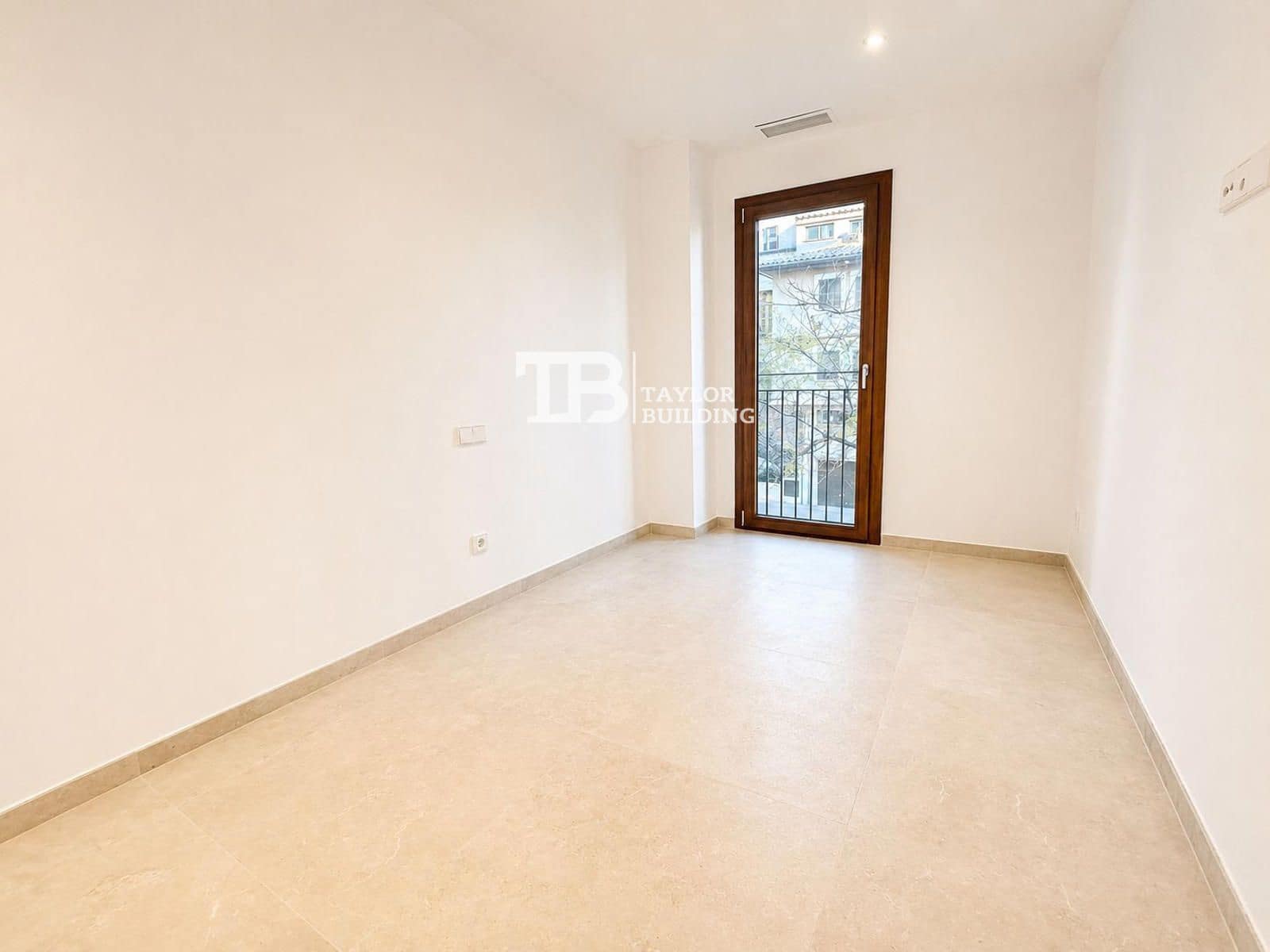 Appartement de 3 chambres à louer à Palma de Mallorca - 2 500 € (Ref: 9810452)