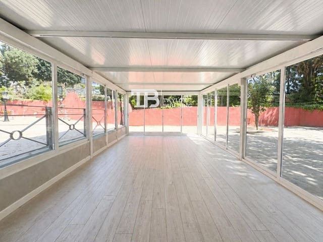 Kommersiell till salu i Bendinat, Calvià med garage - 395 000 € (Ref: 9816468)