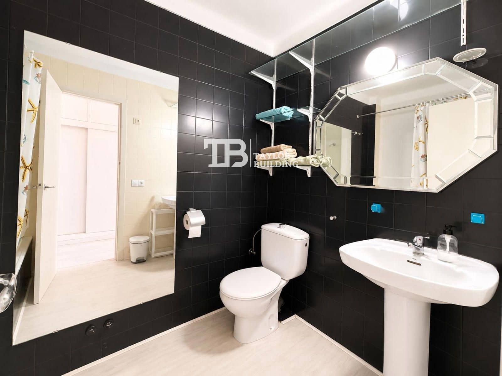 Flat for sale in Illetas with pool - € 280,000 (Ref: 9827721)