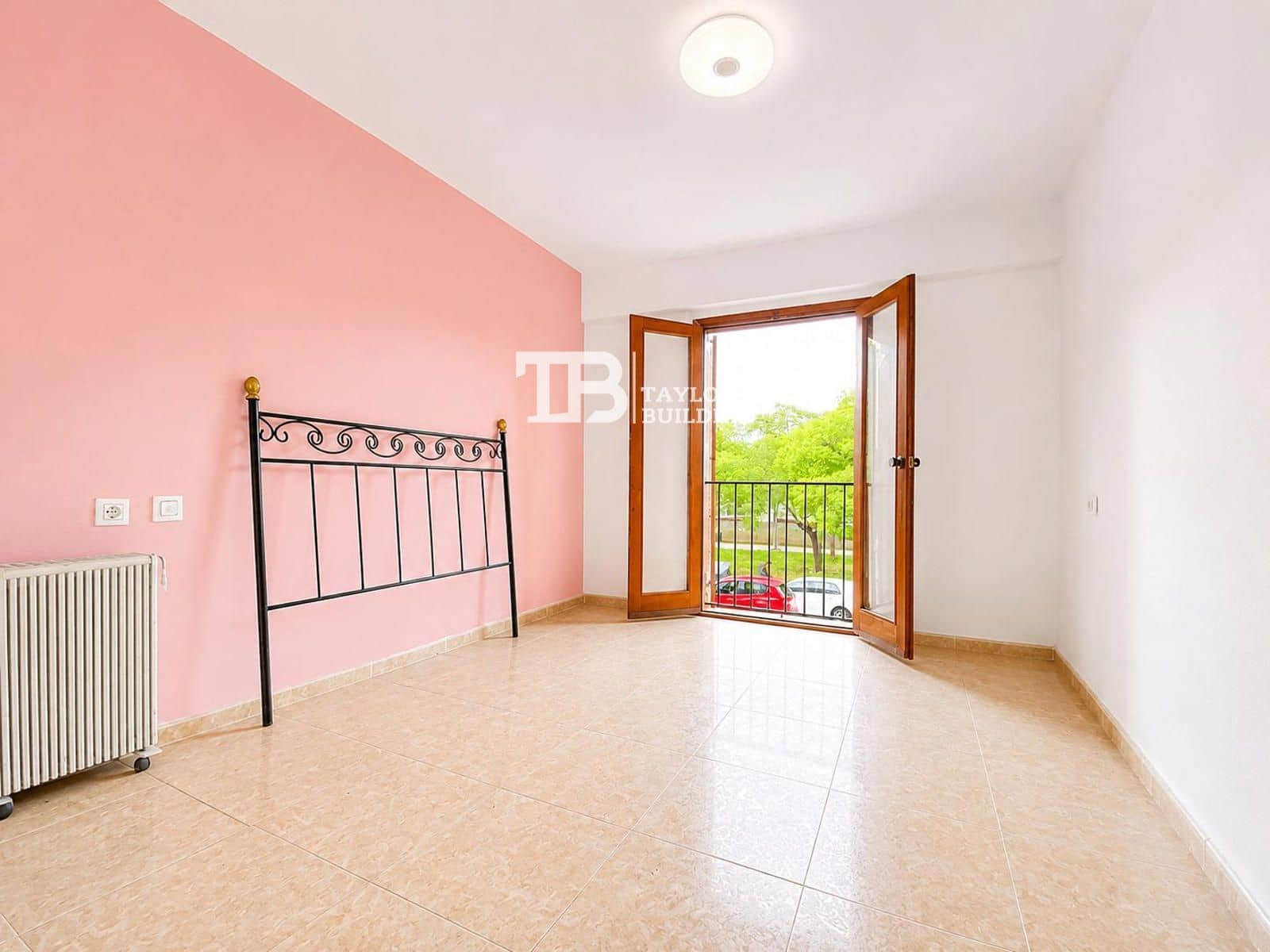 3 bedroom Flat for sale in Palma de Mallorca - € 360,000 (Ref: 9838339)