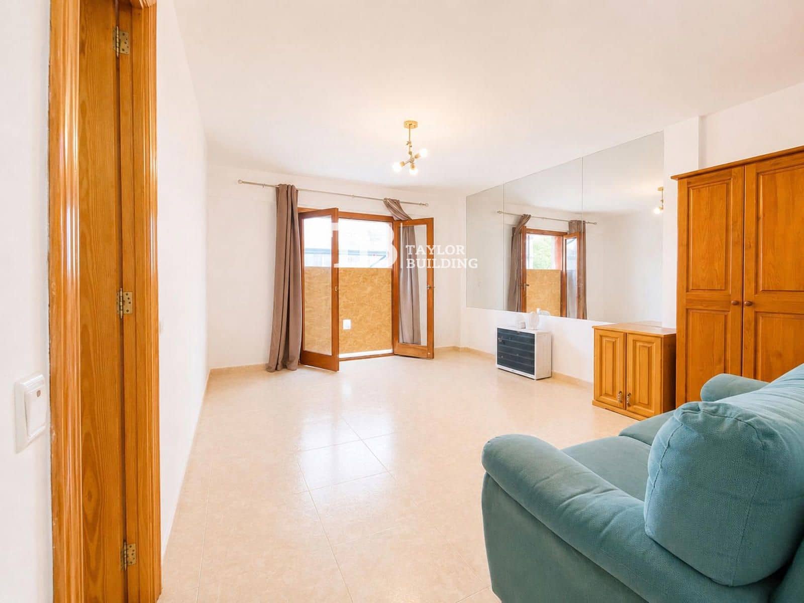 3 bedroom Flat for sale in Palma de Mallorca - € 360,000 (Ref: 9838339)