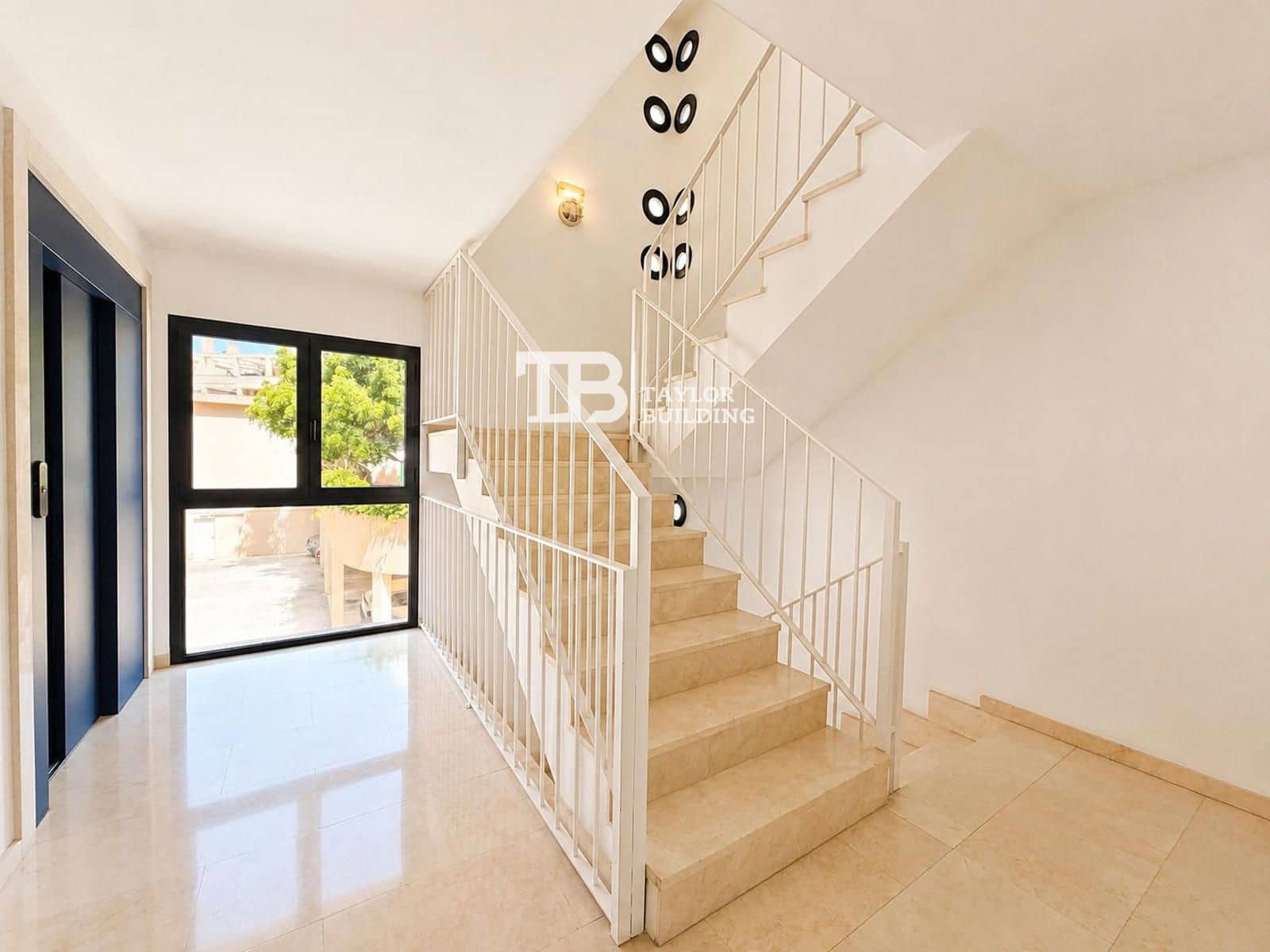 3 bedroom Flat for sale in Andratx with pool garage - € 498,000 (Ref: 9841907)