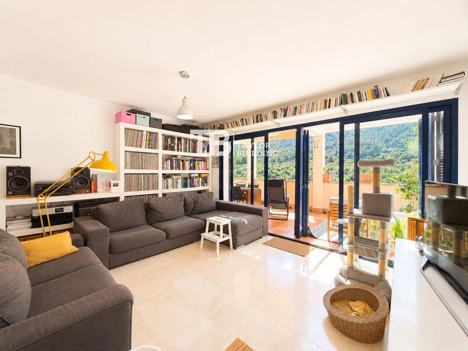 3 bedroom Flat for sale in Andratx with pool garage - € 498,000 (Ref: 9841907)