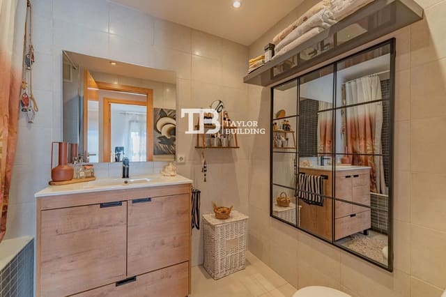 2 quarto Penthouse para venda em Palma de Mallorca com piscina garagem - 468 000 € (Ref: 9850293)