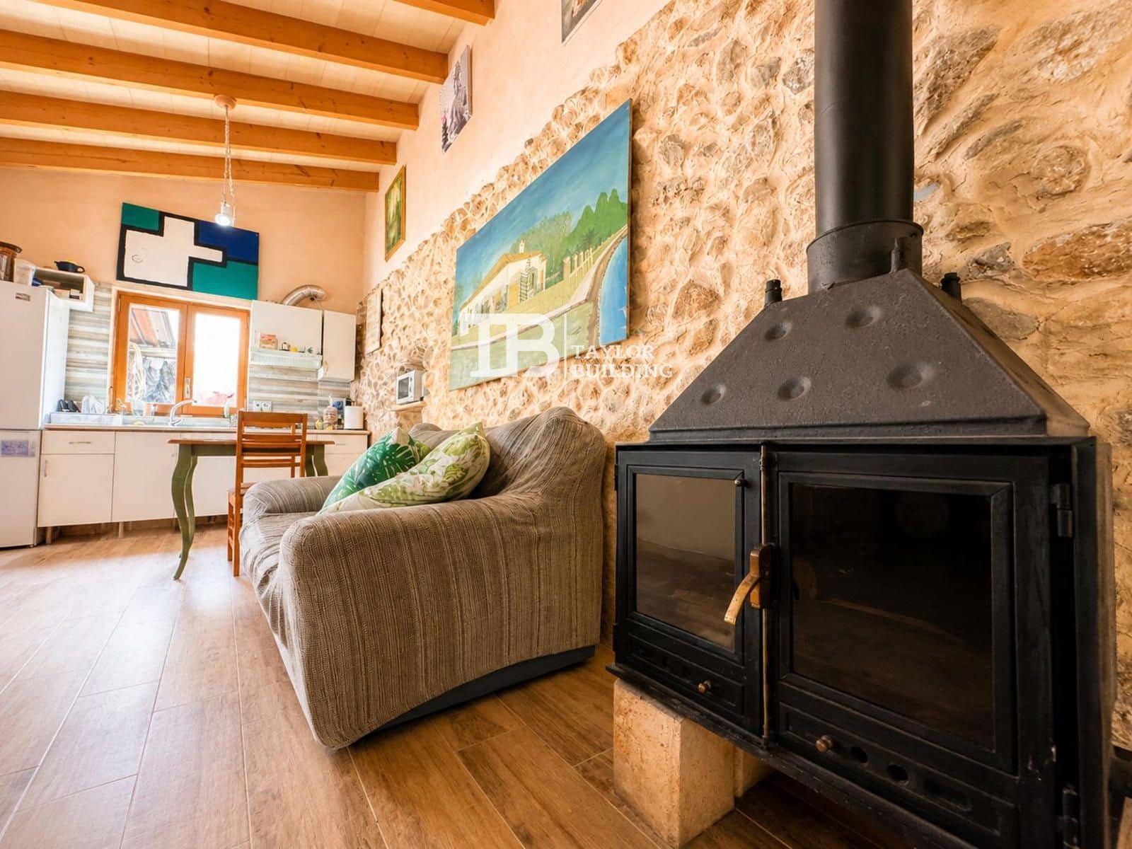 1 soverom Villa til salgs i Llubi med garasje - € 320 000 (Ref: 9852196)