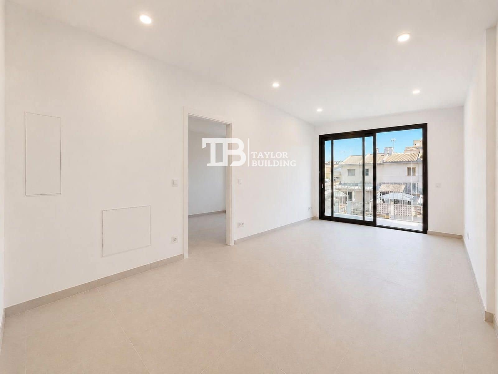 1 bedroom Flat for sale in Son Ferrer - € 315,000 (Ref: 9858327)