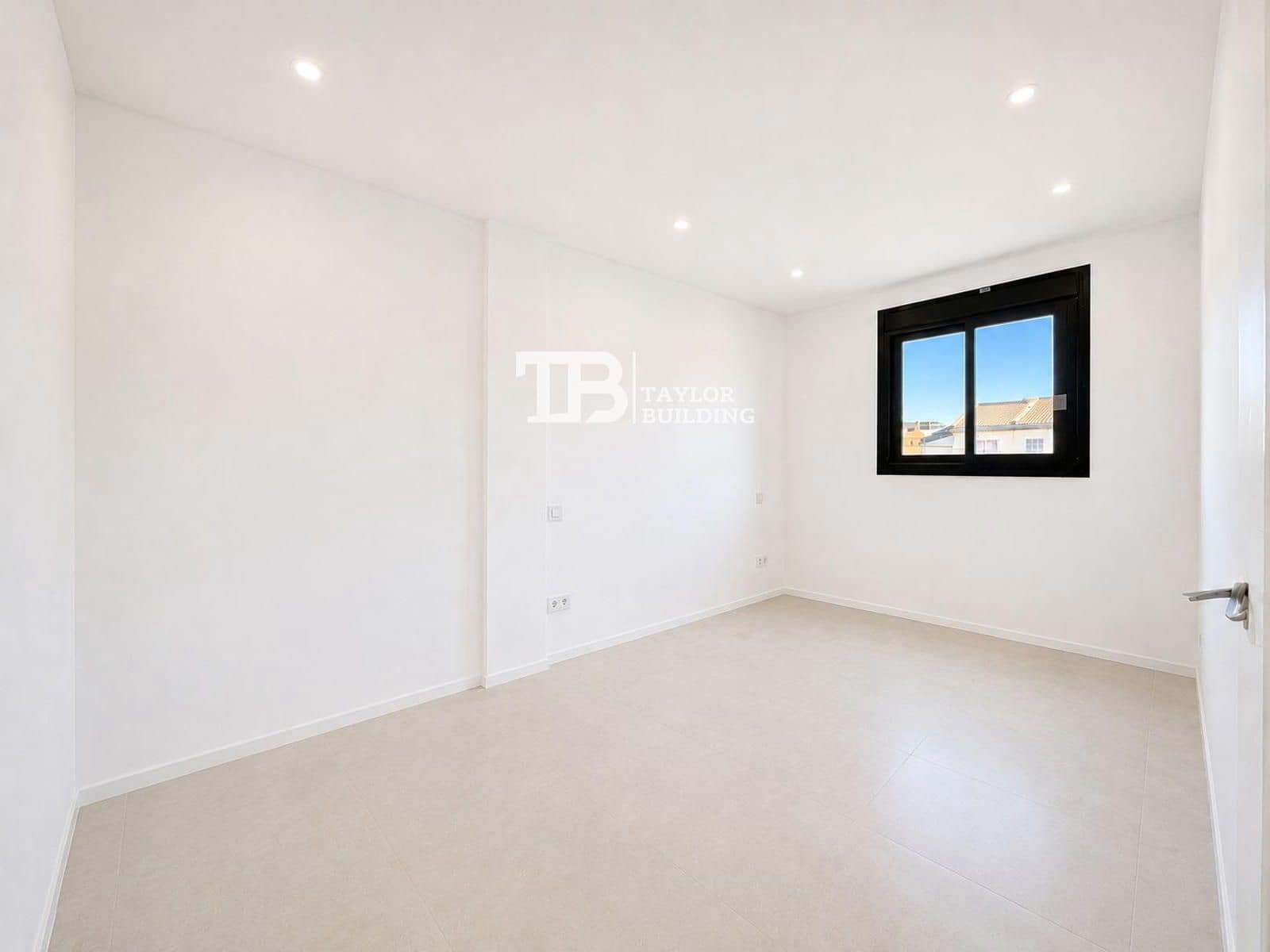 1 bedroom Flat for sale in Son Ferrer - € 315,000 (Ref: 9858327)