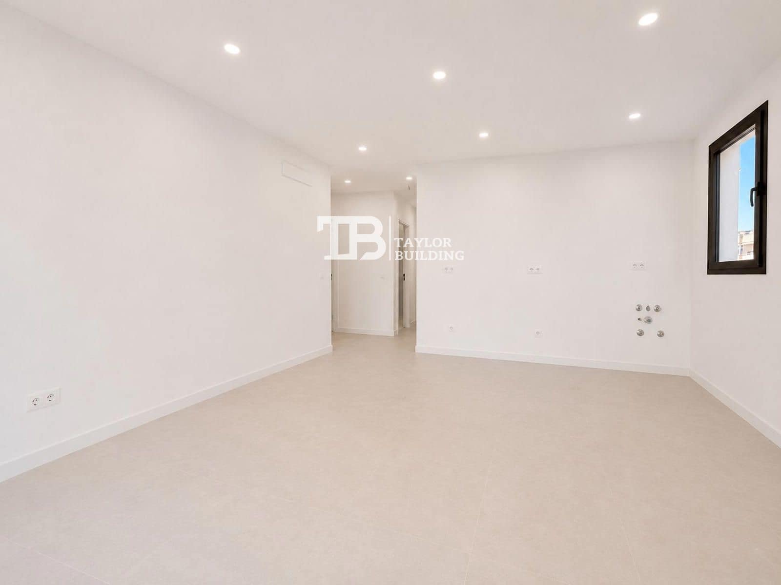 2 bedroom Flat for sale in Son Ferrer - € 329,000 (Ref: 9858329)
