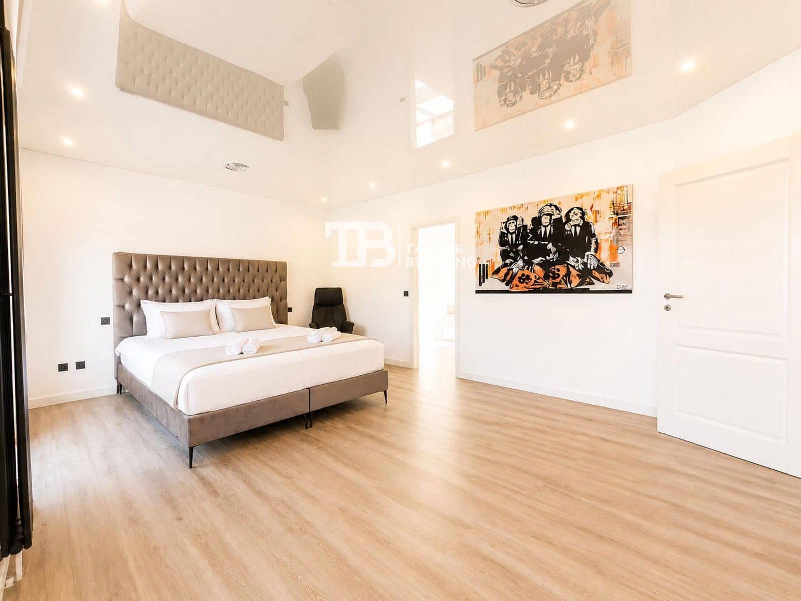 4 slaapkamer Villa te koop in Santa Ponsa met zwembad garage - € 2.990.000 (Ref: 9863703)