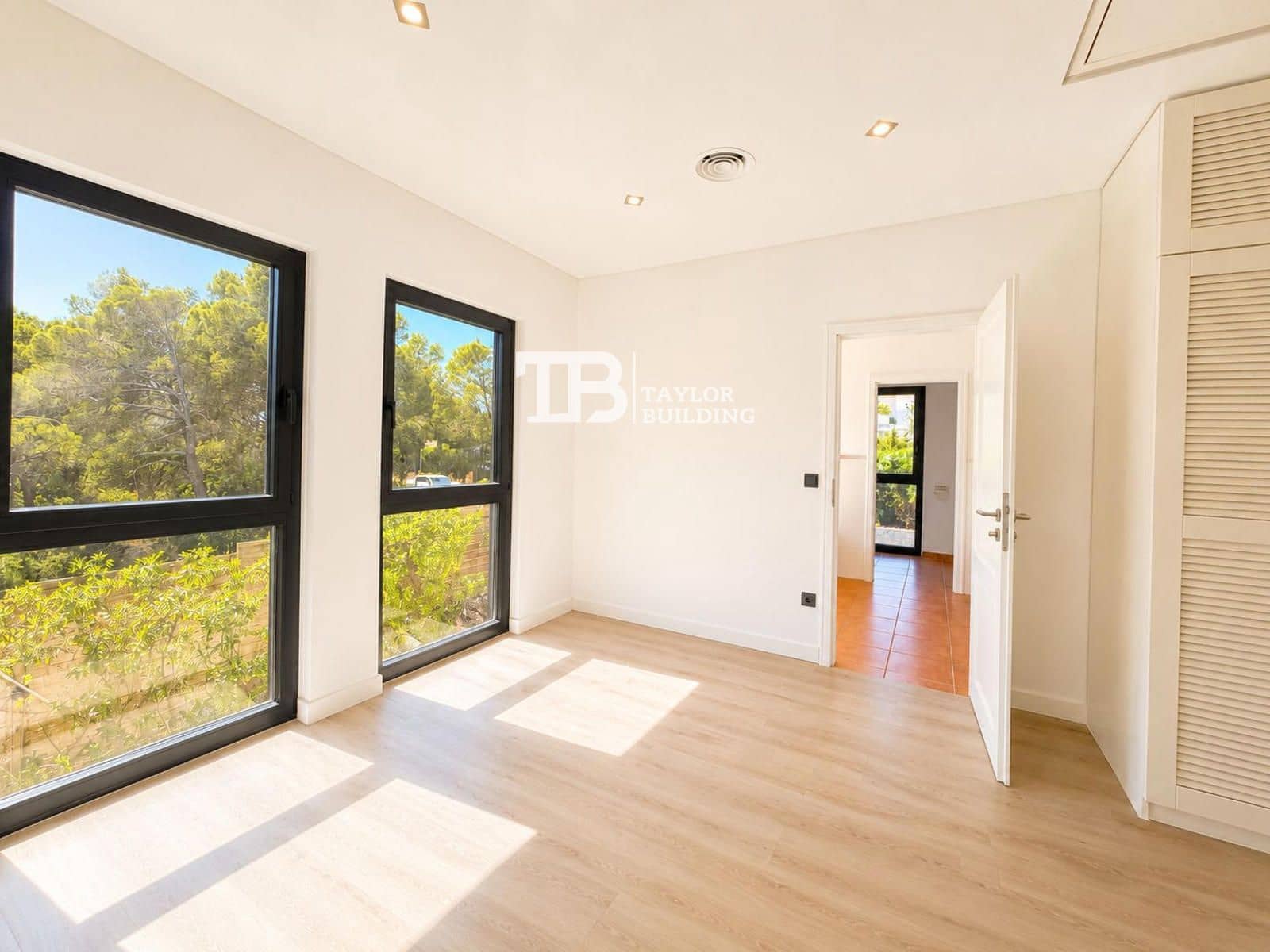 4 slaapkamer Villa te koop in Santa Ponsa met zwembad garage - € 2.990.000 (Ref: 9863703)
