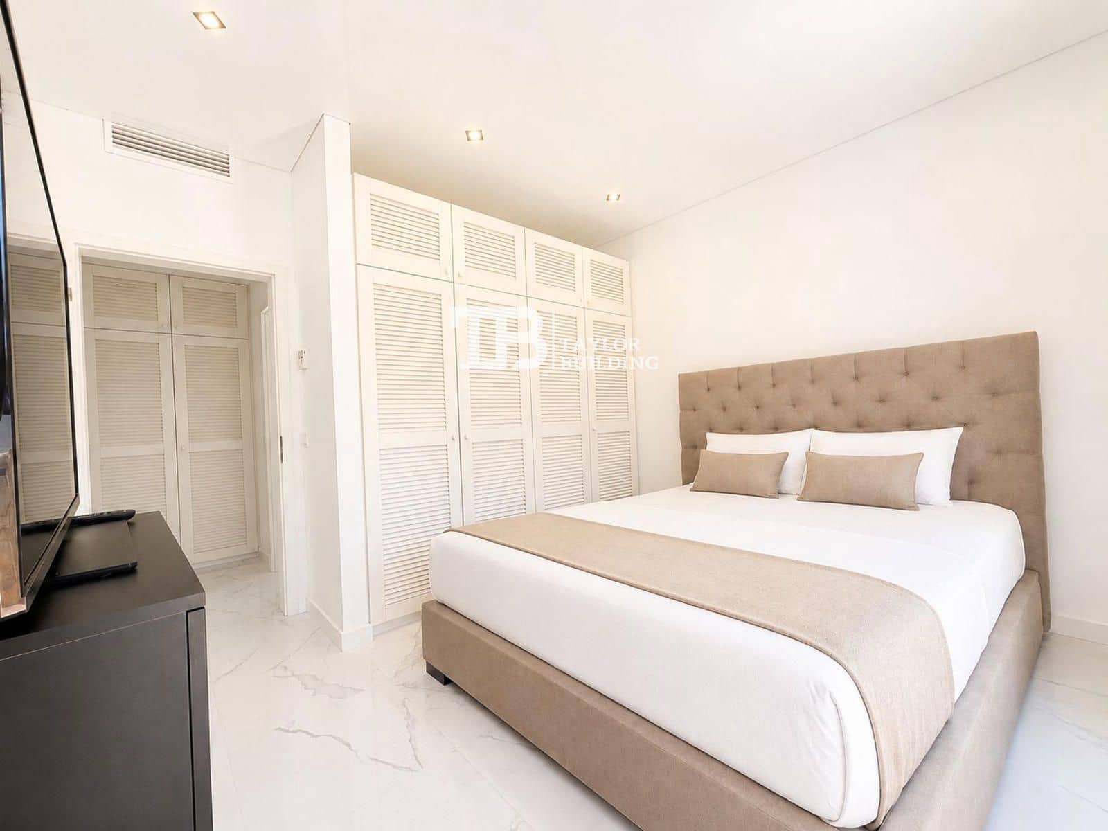 4 slaapkamer Villa te koop in Santa Ponsa met zwembad garage - € 2.990.000 (Ref: 9863703)