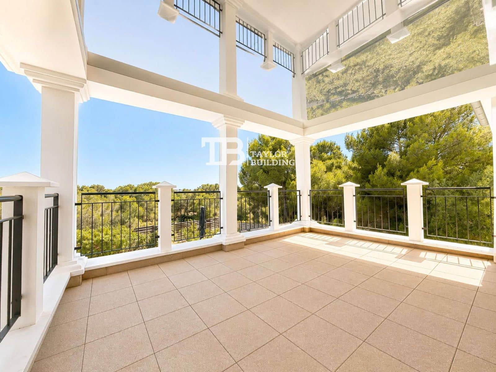 4 slaapkamer Villa te koop in Santa Ponsa met zwembad garage - € 2.990.000 (Ref: 9863703)