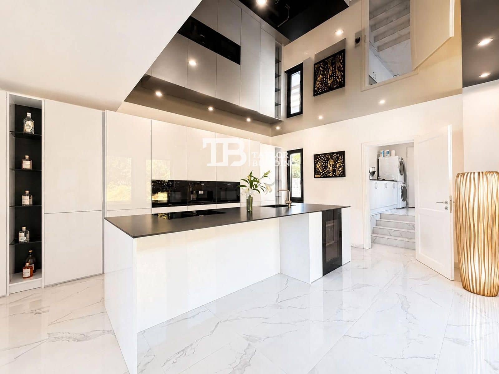 4 slaapkamer Villa te koop in Santa Ponsa met zwembad garage - € 2.990.000 (Ref: 9863703)