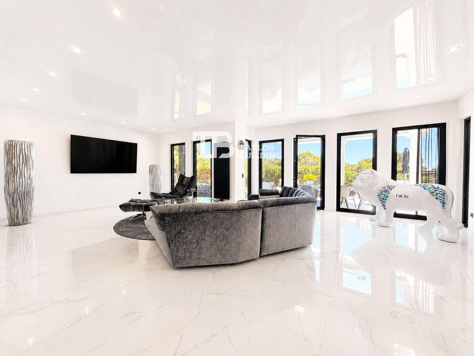 4 slaapkamer Villa te koop in Santa Ponsa met zwembad garage - € 2.990.000 (Ref: 9863703)