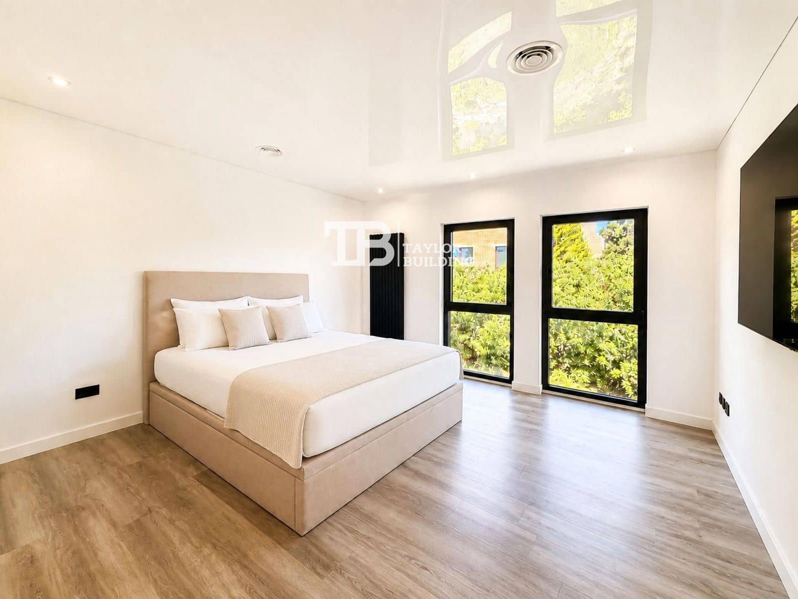 4 slaapkamer Villa te koop in Santa Ponsa met zwembad garage - € 2.990.000 (Ref: 9863703)