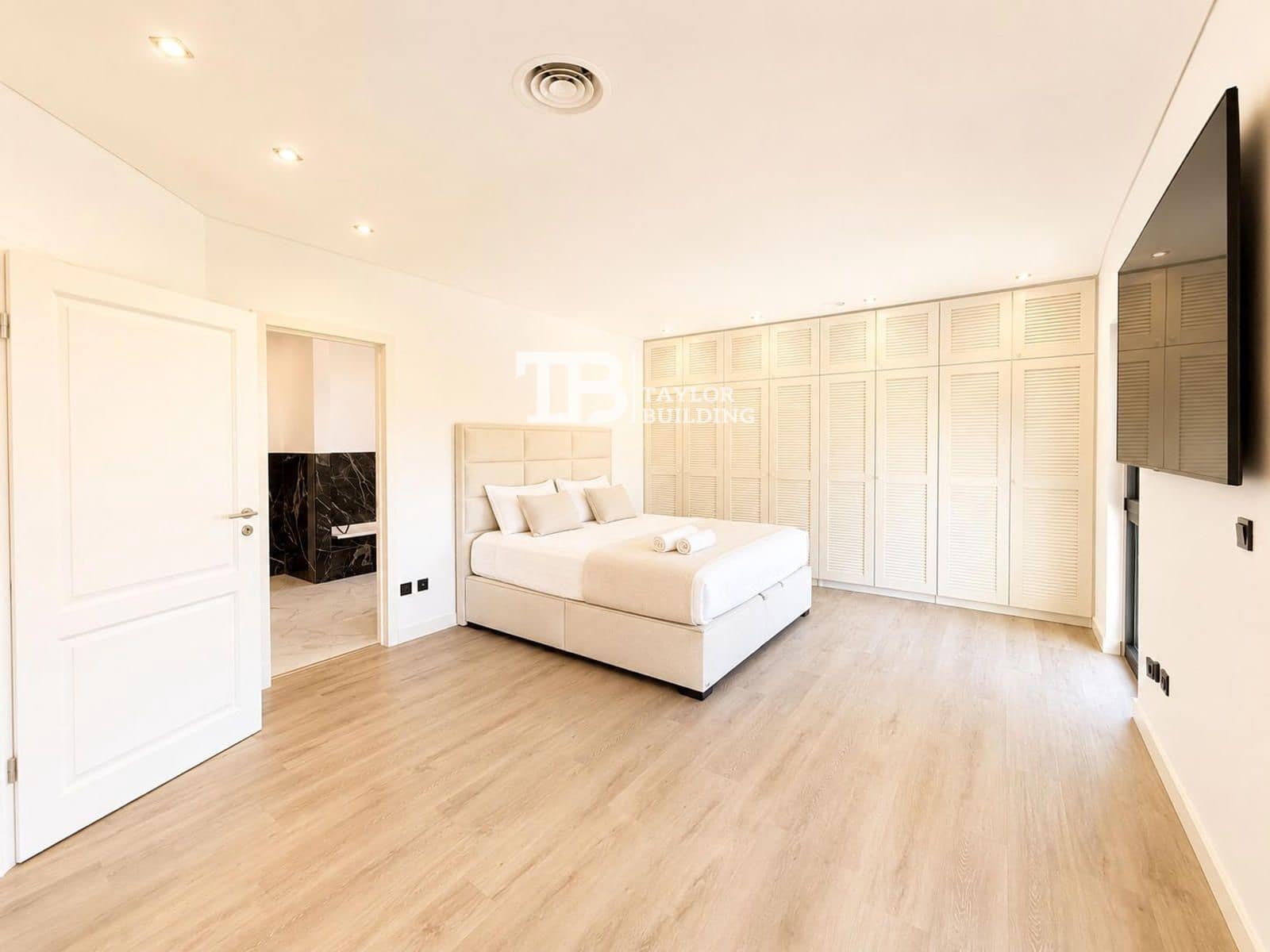 4 slaapkamer Villa te koop in Santa Ponsa met zwembad garage - € 2.990.000 (Ref: 9863703)