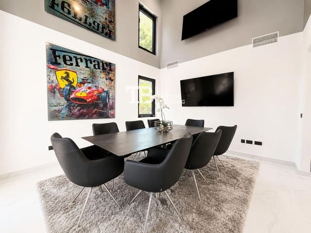 4 slaapkamer Villa te koop in Santa Ponsa, Calvià met zwembad garage - € 2.990.000 (Ref: 9863703)