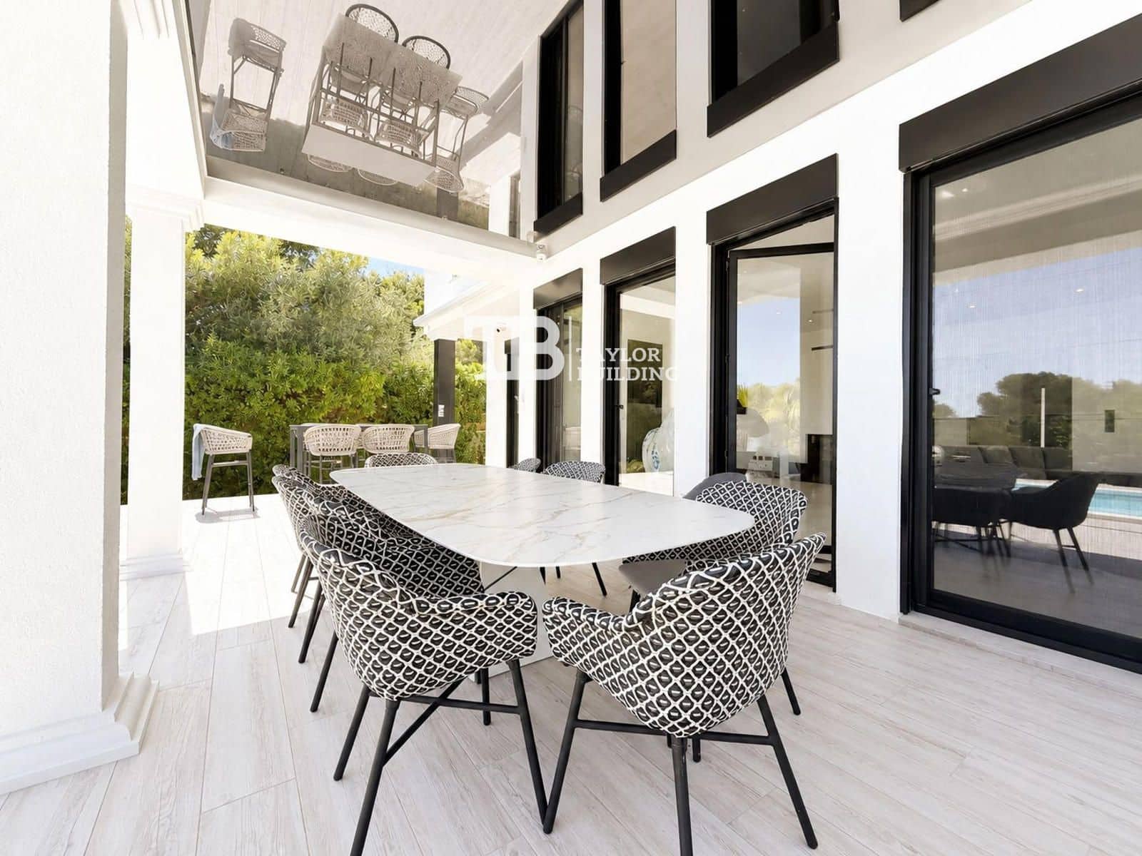 4 slaapkamer Villa te koop in Santa Ponsa met zwembad garage - € 2.990.000 (Ref: 9863703)